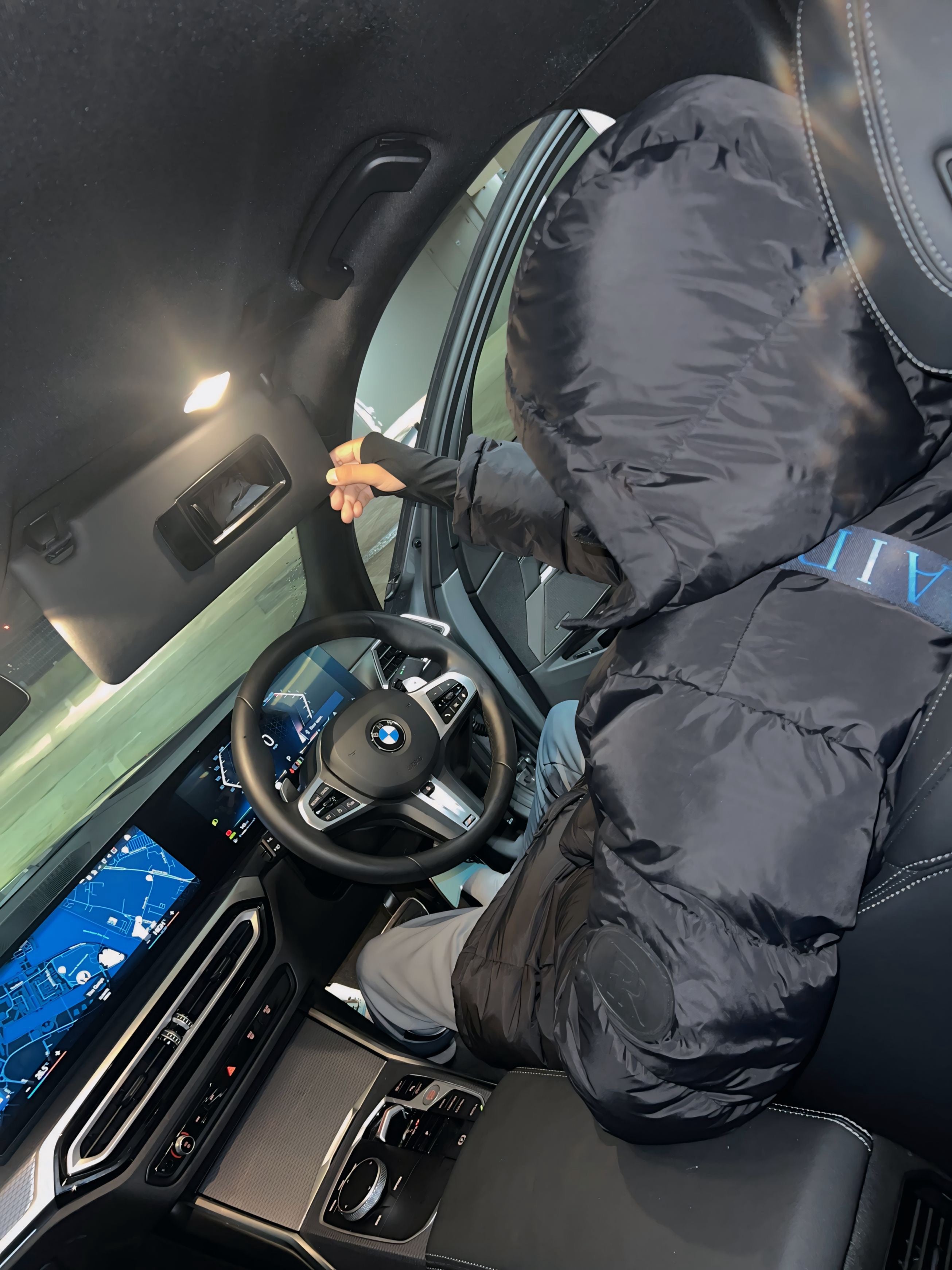 PR Longline Badge Puffer Black x Black