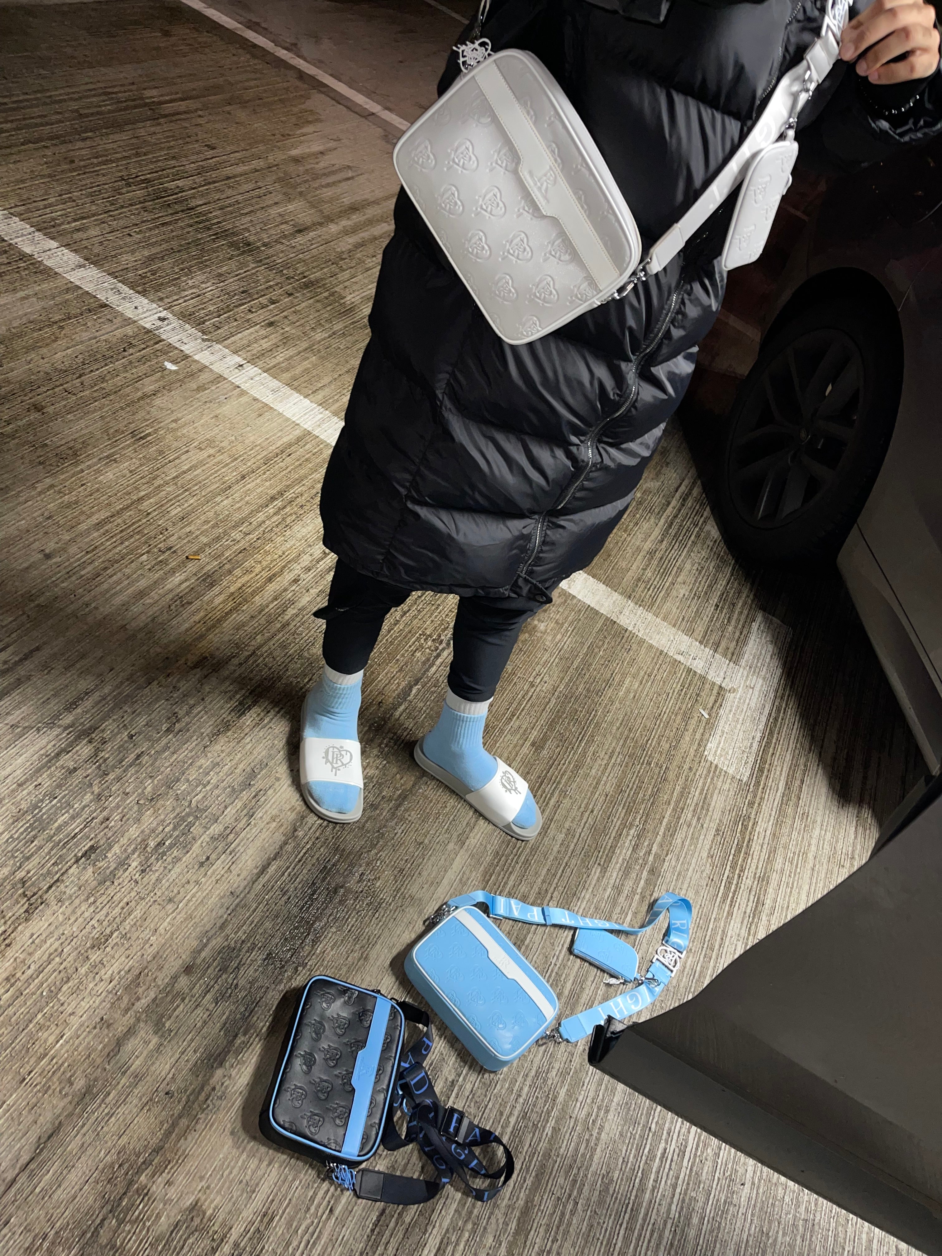 PR Messenger Bag - Grey x White